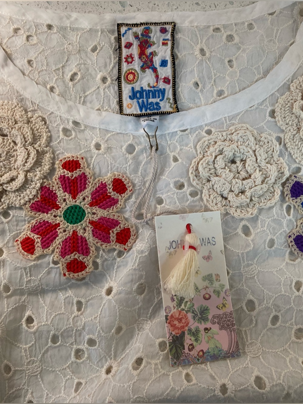 Johnny Was Cream Floral Top - Picture 3 of 9